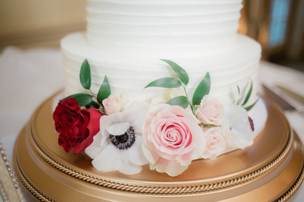cake floral arrangement