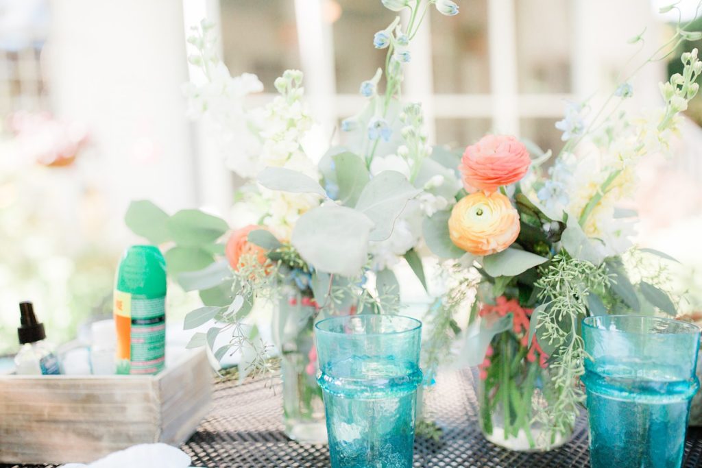 backyard wedding table florals