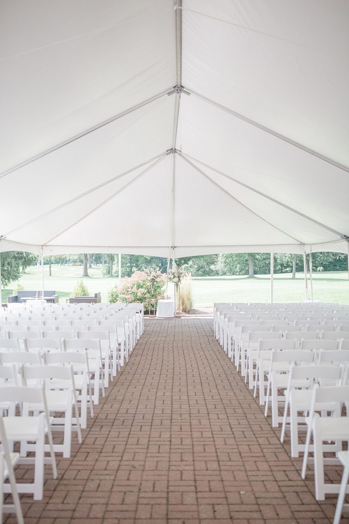 outdoor ceremony at a fairlawn country club wedding