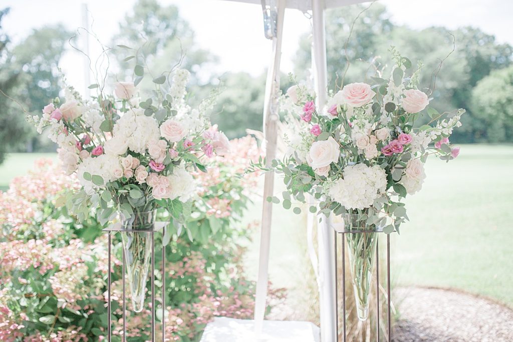 florals at a fairlawn country club wedding