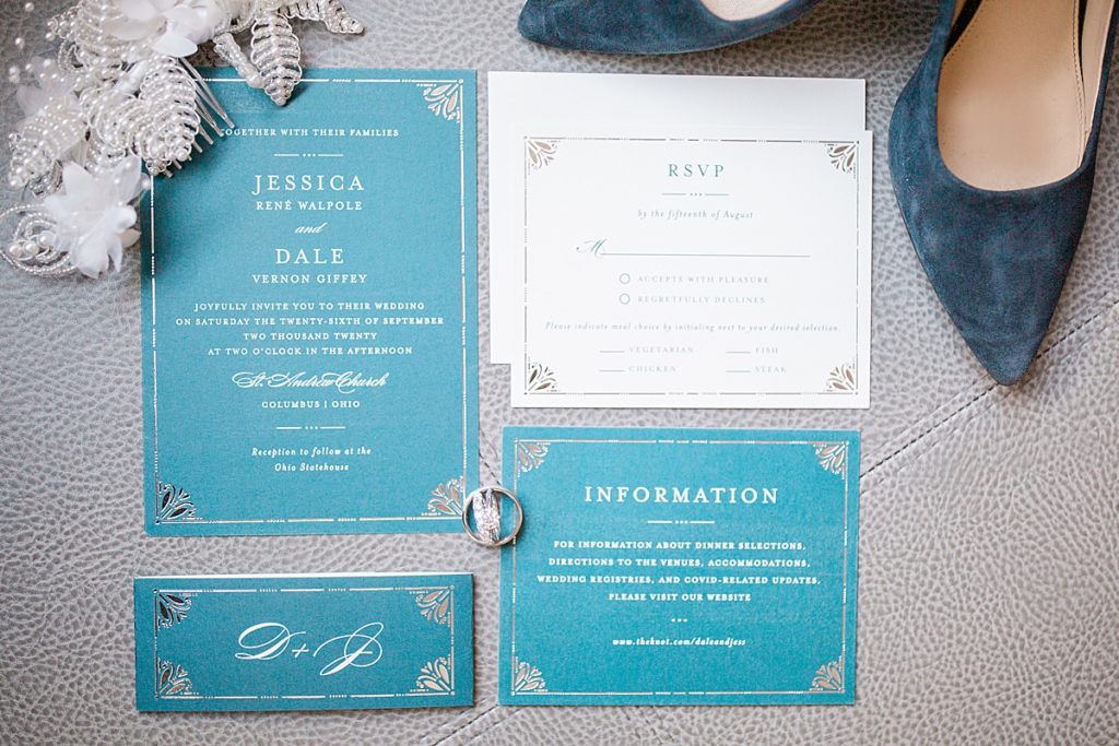 wedding invitations with details